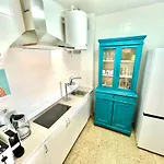 Bright, Central, Close To The Sea, Parking And Wifi *