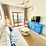 Appartement Bright, Central, Close To The Sea, Parking And Wifi