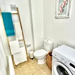 Bright, Central, Close To The Sea, Parking And Wifi Appartement *