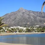 Bright, Central, Close To The Sea, Parking And Wifi Appartement *