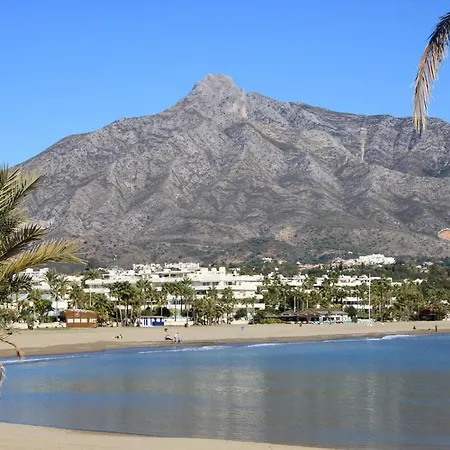Bright, Central, Close To The Sea, Parking And Wifi Marbella