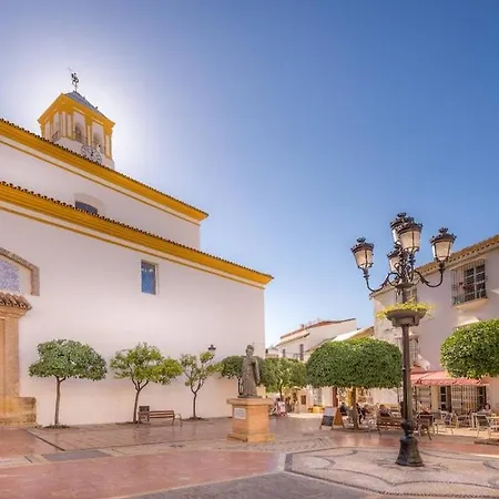 Bright, Central, Close To The Sea, Parking And Wifi Apartment Marbella