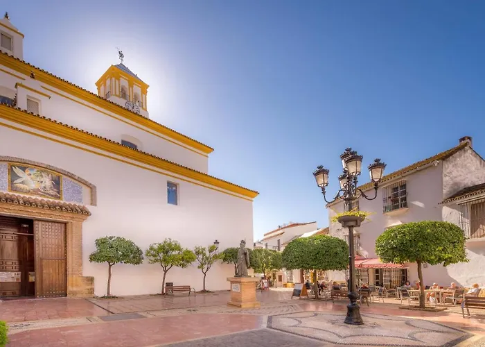 Bright, Central, Close To The Sea, Parking And Wifi * Marbella