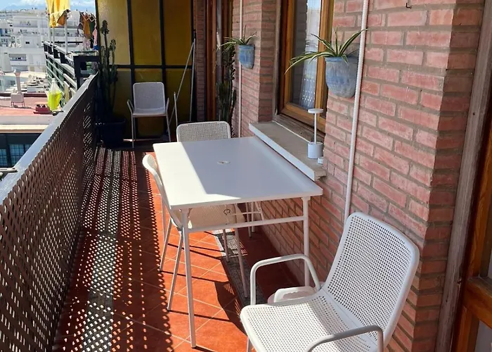 Bright, Central, Close To The Sea, Parking And Wifi Marbella