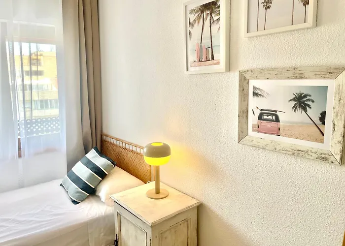 Bright, Central, Close To The Sea, Parking And Wifi Marbella