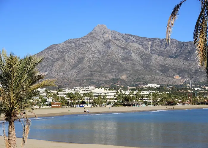 Bright, Central, Close To The Sea, Parking And Wifi Apartment *